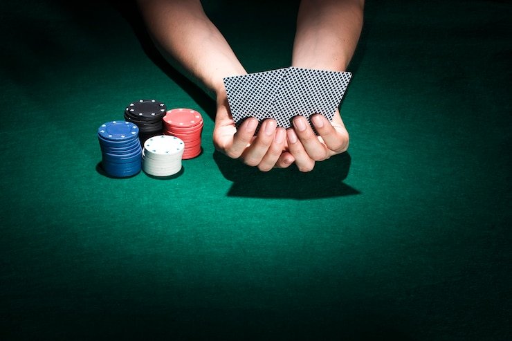 Antarmuka Microgaming di rajamacau menampilkan permainan kasino dan pasar Liga 1